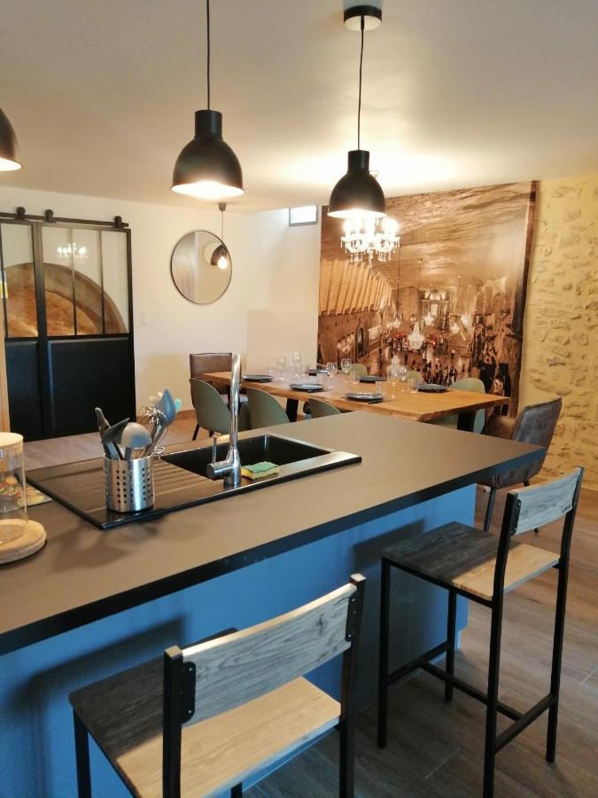 Le Refuge De La Sallee Gençay Eksteriør billede